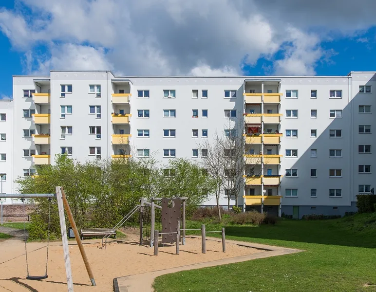 Vermietung mit WBS - kleine räumliche Wohnung für Singles und Studenten — photo 1